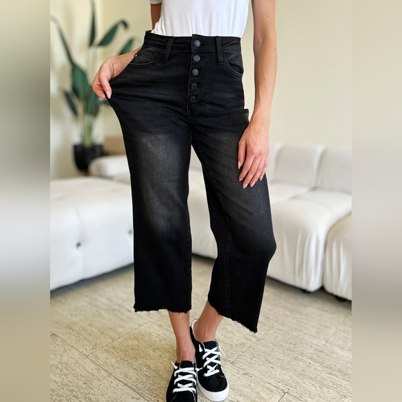 New Arrival!! Judy Blue Full Size High Waist Button Fly Jeans - Picture 8 of 12